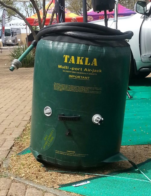Takla air jacks
