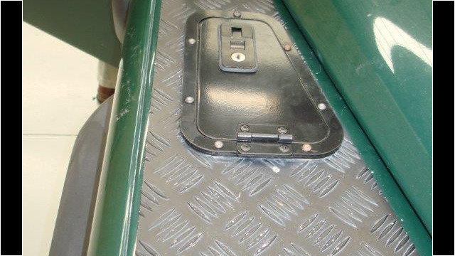 Defender – Fenderflap (RH Drive) Defender – Fenderflap (RH Drive)