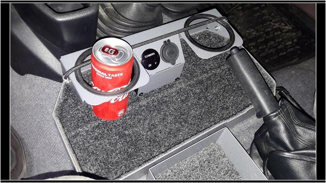 TT Twin Cupholder with powerbox TT Twin Cupholder with powerbox